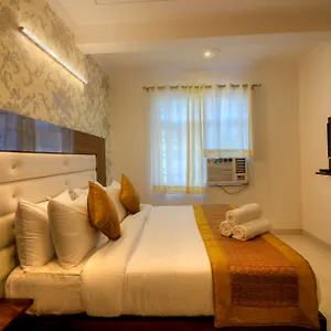 3* Отель Airport Ark Of Avalon