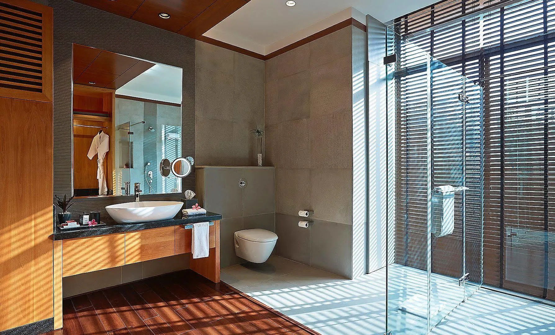Taj Damdama Lake Resort & Spa, Gurugram Gurgaon