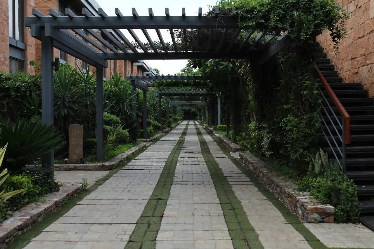 Taj Damdama Lake Resort & Spa, Gurugram Gurgaon